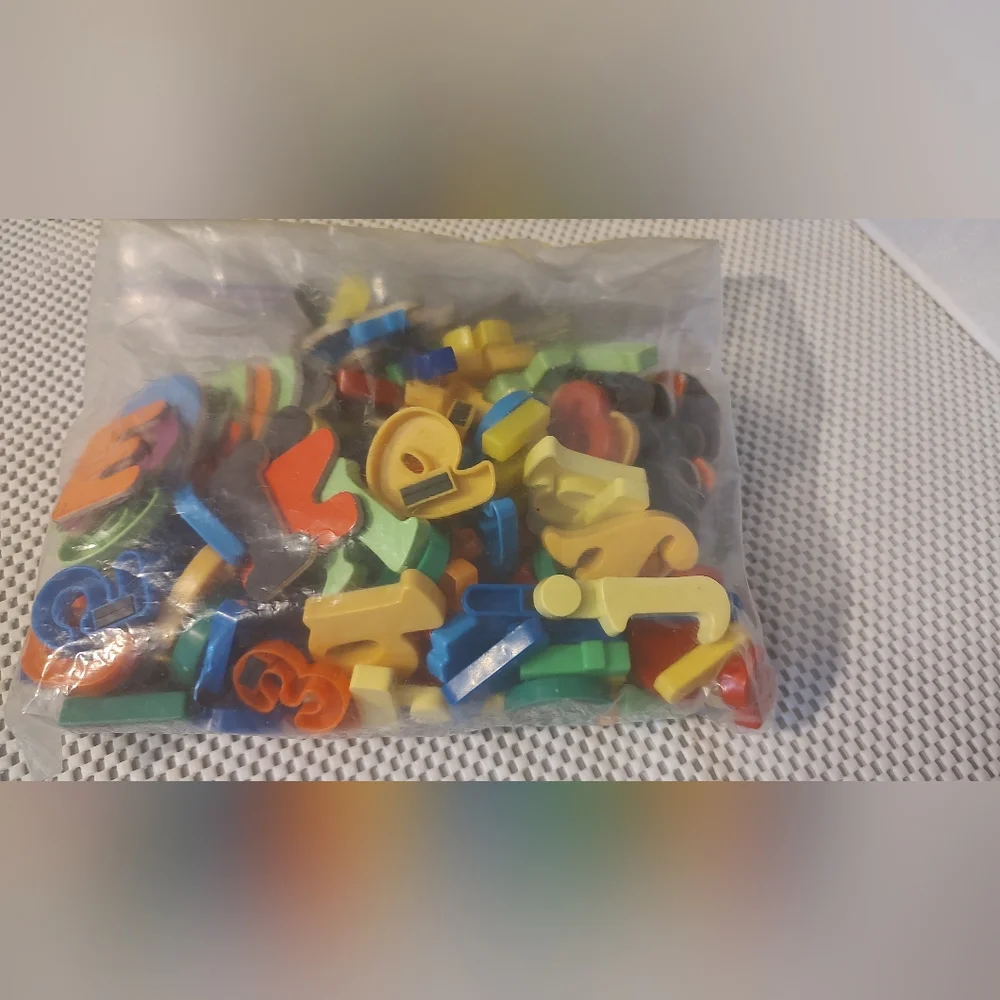Melissa and Doug Magnetic Chalkboard Disney w/Magnetic Letters As shown